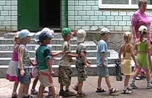 Следить за очередью на место в детском саду можно будет через Интернет